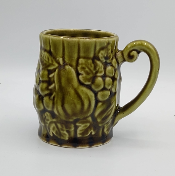 Japan Ceramic Embossed Relief Fruit Grapes Pears Avocado Green Tea Cup Mug Vtg - Picture 3 of 11